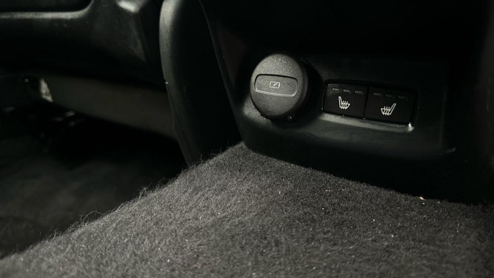 Rear Heated Seats 