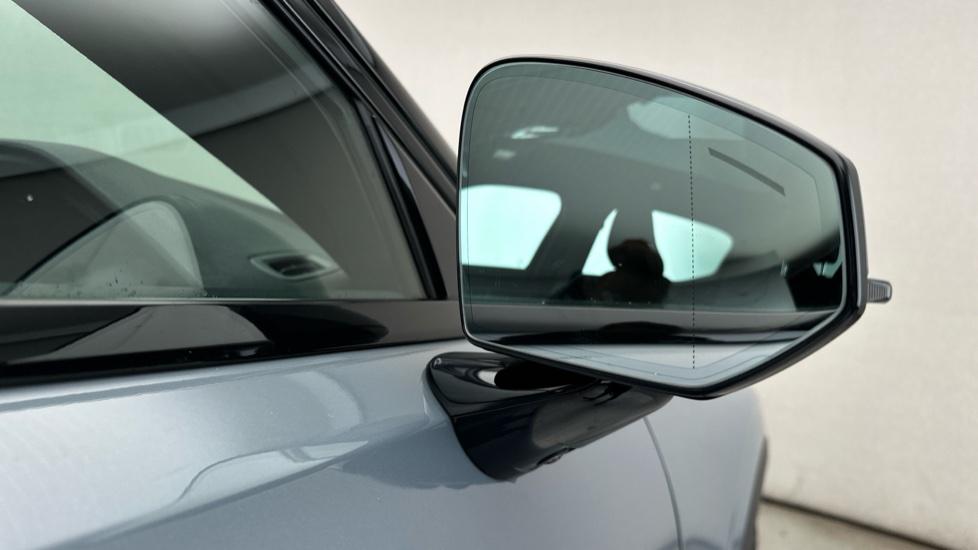 Blind Spot Monitoring System 