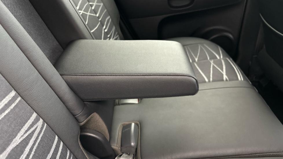 Rear Armrest 