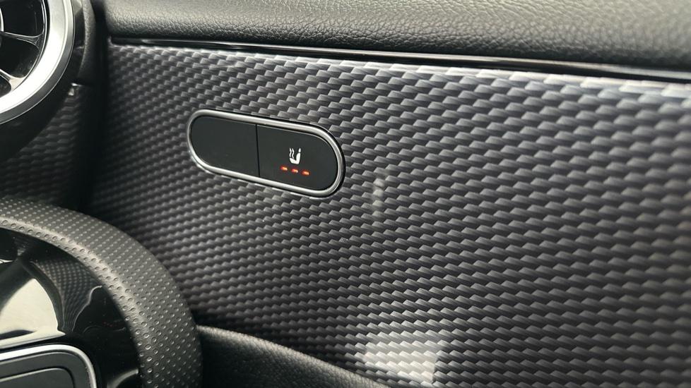 Heated Seats 