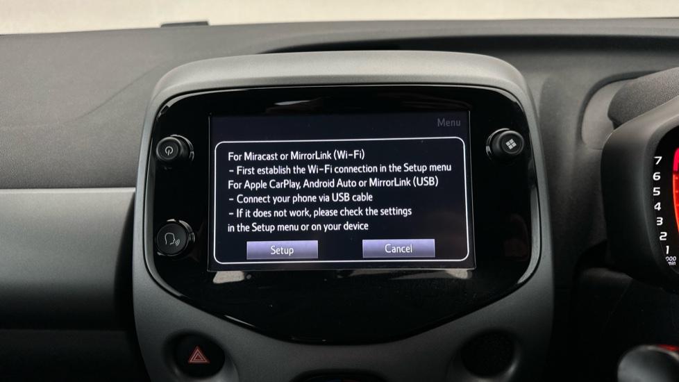 Apple Car Play & Android Auto