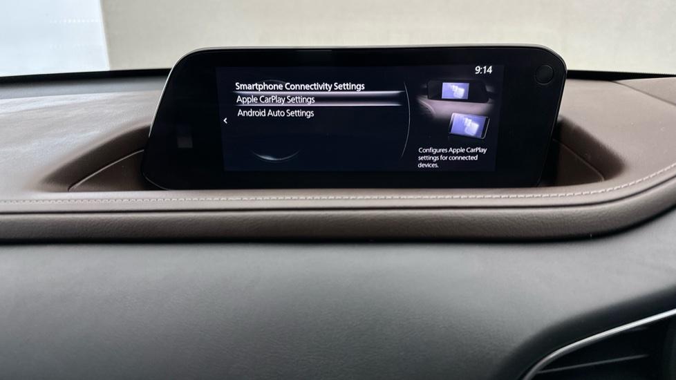 Apple Car Play & Android Auto