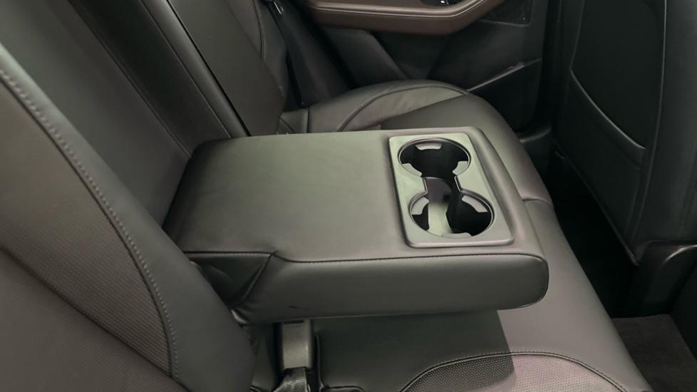 Rear Armrest/ Cup Holder