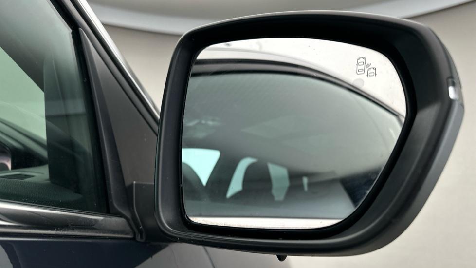 Blind Spot Monitoring System 