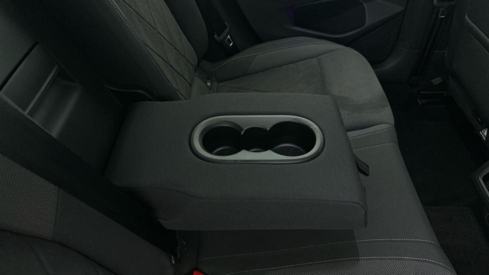 Rear Armrest/ Cup Holder