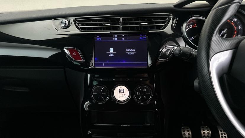 Apple Car Play & Android Auto