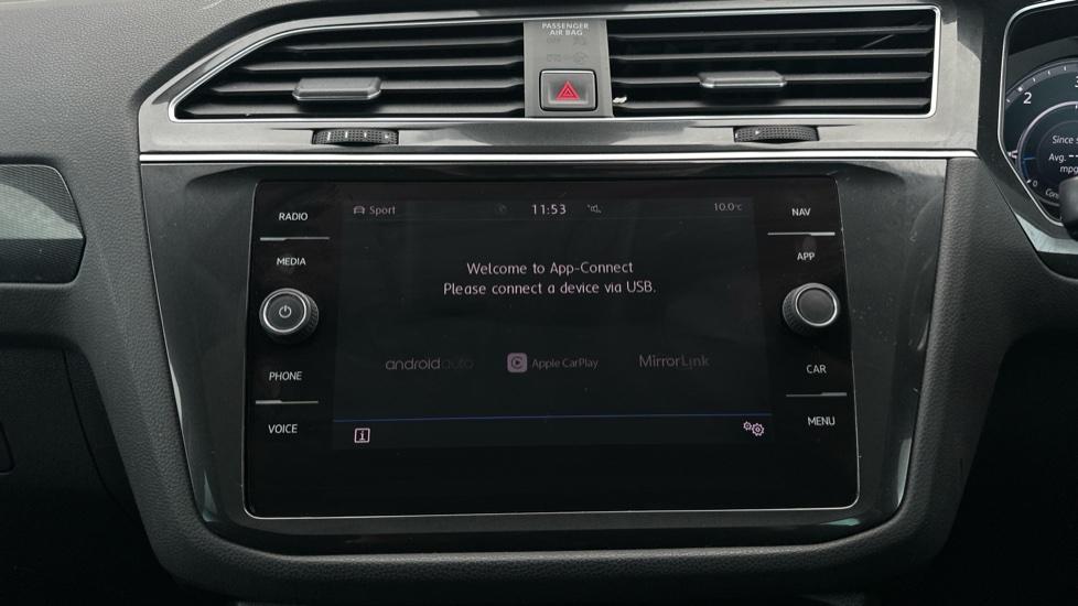 Apple Car Play & Android Auto