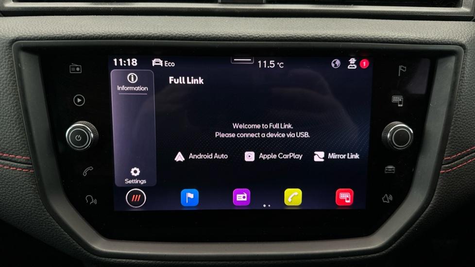 Apple Car Play & Android Auto