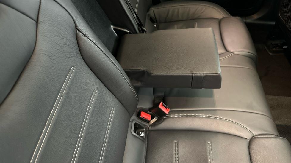 Rear Armrest 