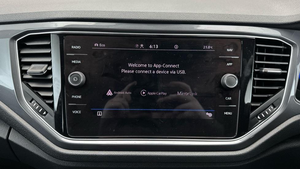 Apple Car Play & Android Auto