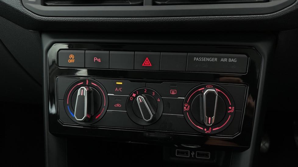 Auto Stop/Start / Air Conditioning 