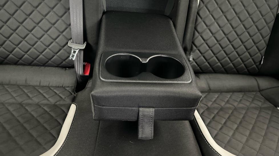 Rear Armrest/ Cup Holder