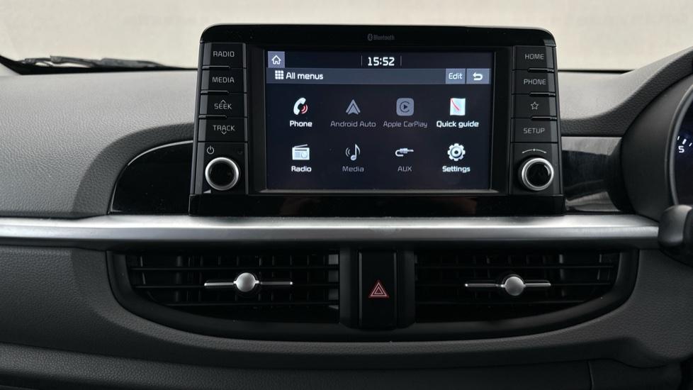 Apple Car Play & Android Auto