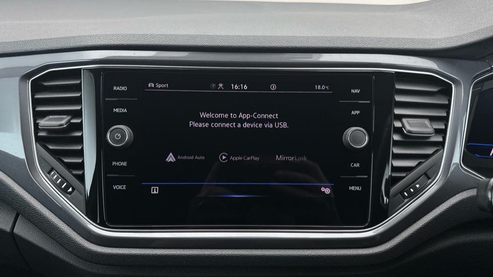 Apple Car Play & Android Auto