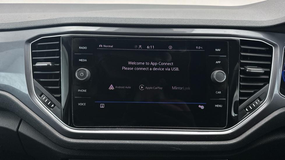 Apple Car Play & Android Auto