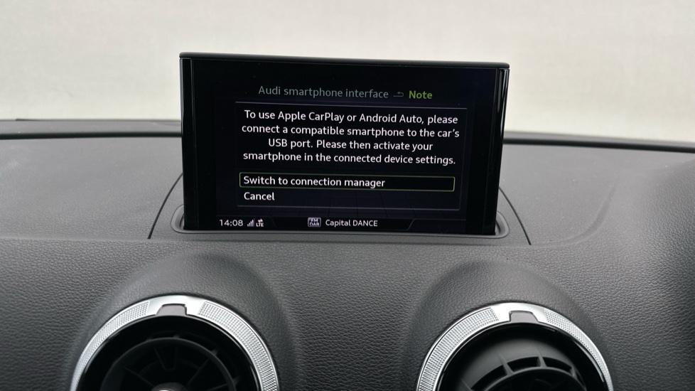 Apple Car Play & Android Auto