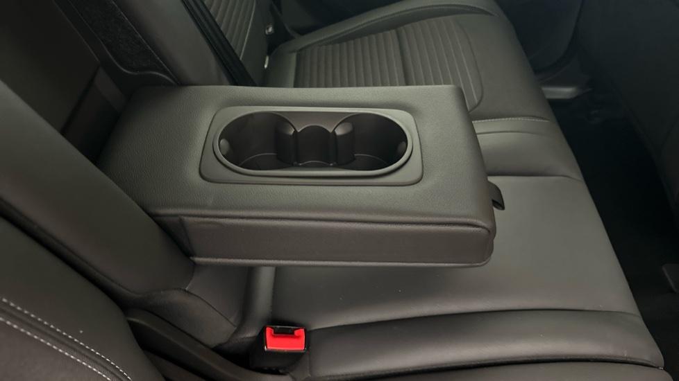 Rear Armrest/ Cup Holder