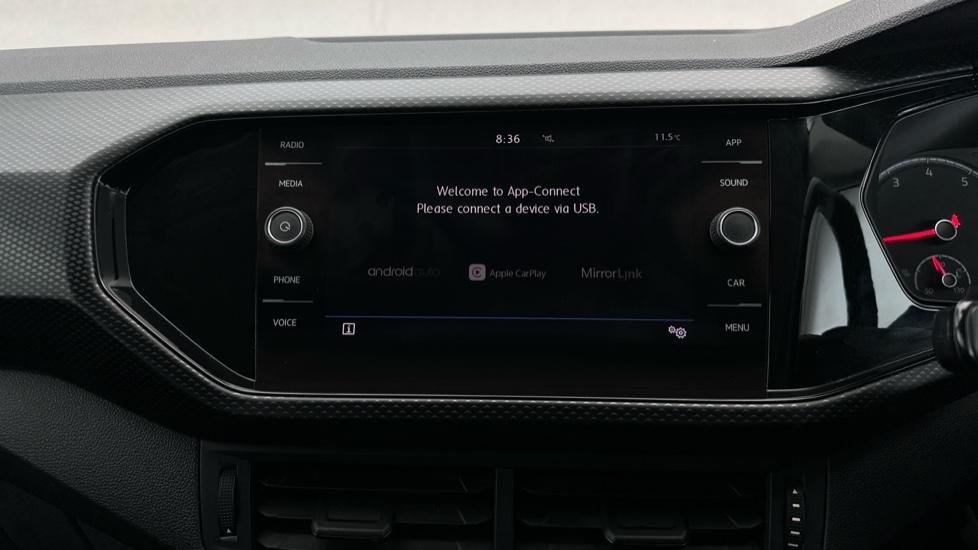 Apple Car Play & Android Auto