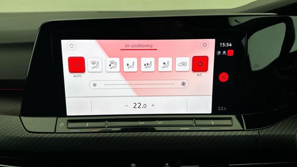 Air Conditioning /Dual Climate Control 