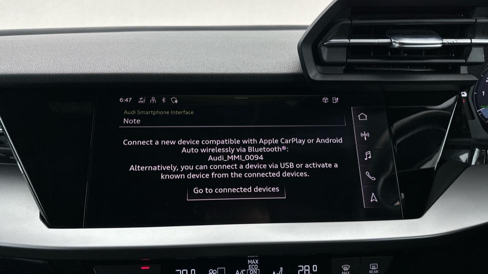 Apple Car Play & Android Auto