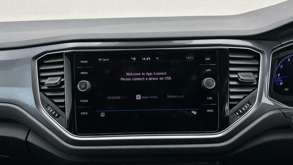 Apple Car Play & Android Auto