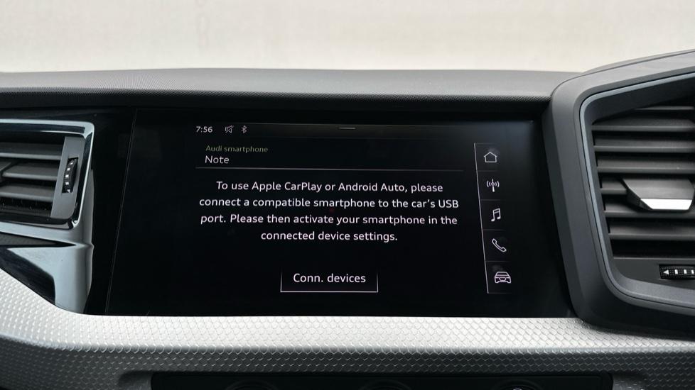 Apple Car Play & Android Auto