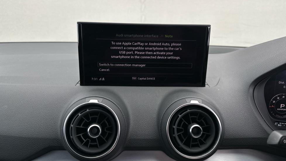 Apple Car Play & Android Auto