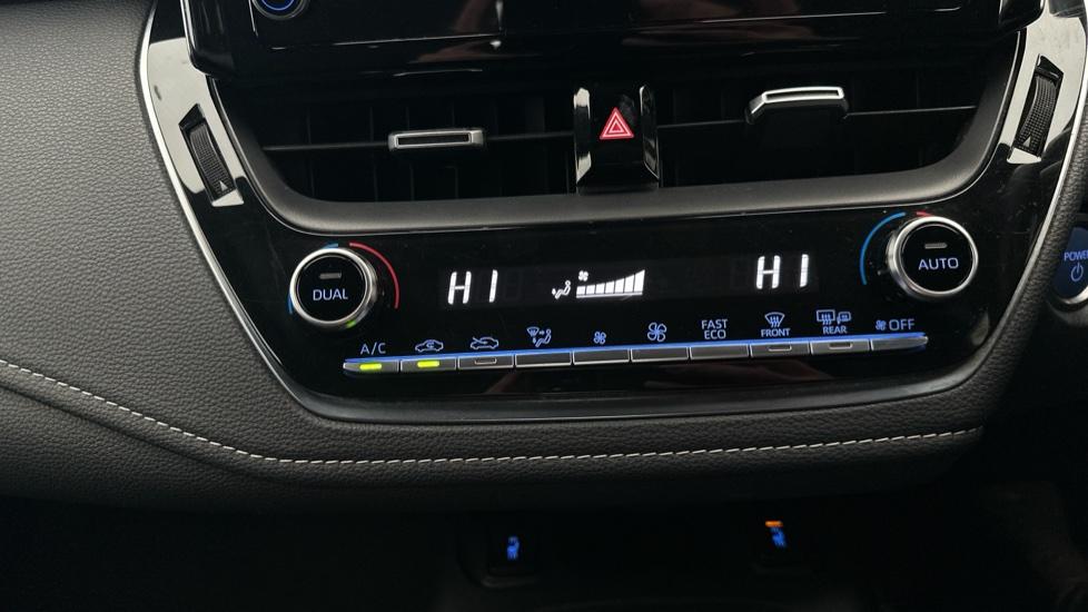 Air Conditioning /Dual Climate Control 