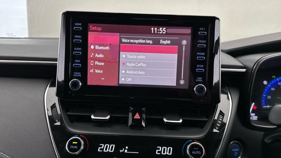 Apple CarPlay/Android Auto / Bluetooth