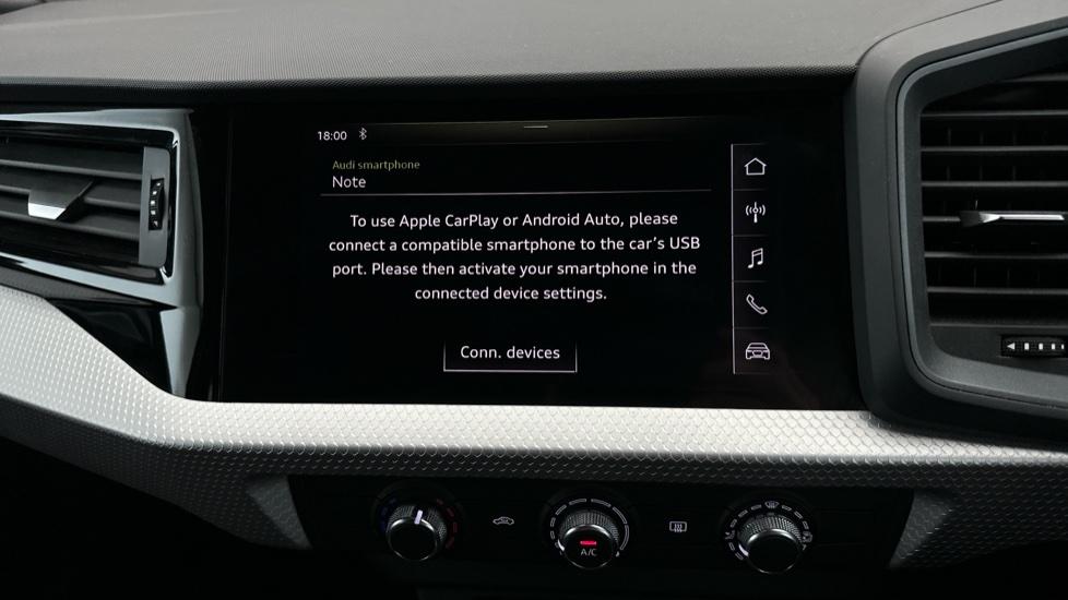 Apple Car Play & Android Auto