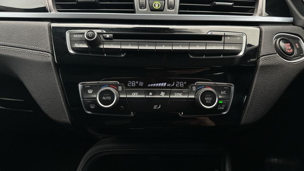 Air Conditioning /Dual Climate Control 