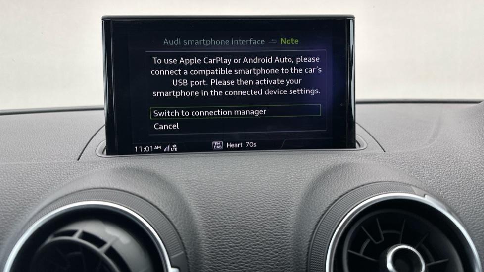 Apple Car Play & Android Auto