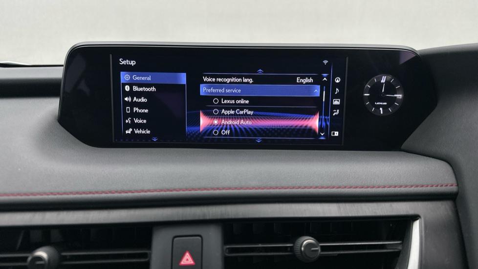 Apple Car Play & Android Auto