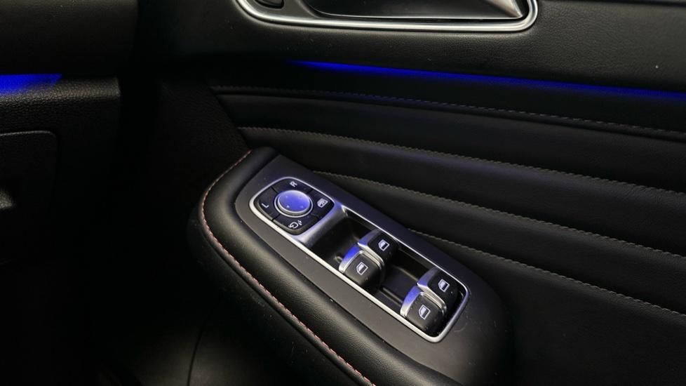 Electric Windows / Wing Mirrors /Ambient Lighting 