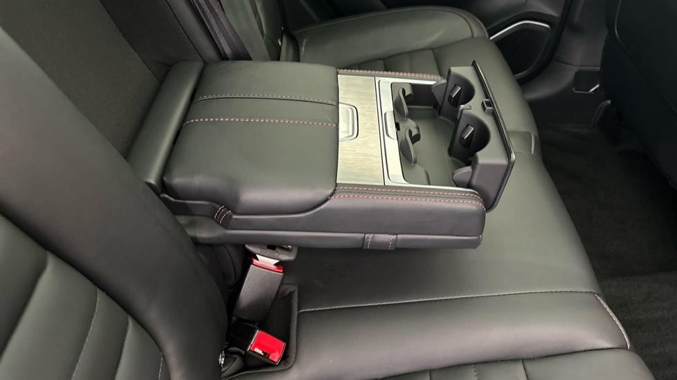 Rear Armrest/ Cup Holder