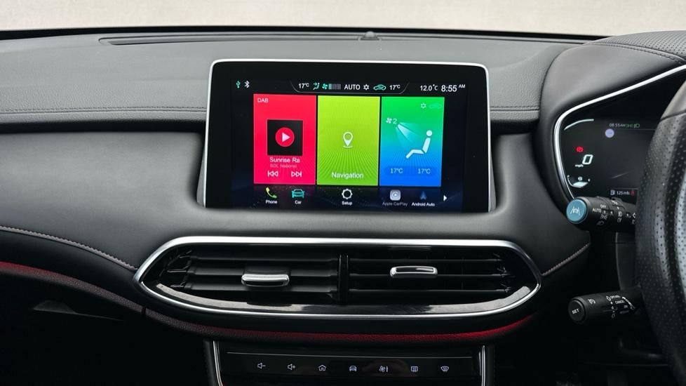 Apple Car Play & Android Auto