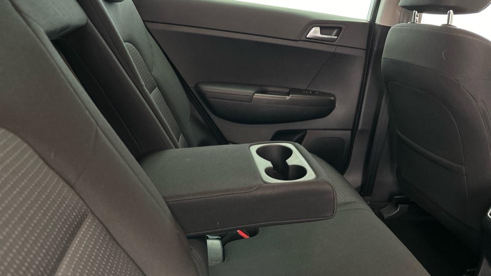 Rear Armrest/ Cup Holder