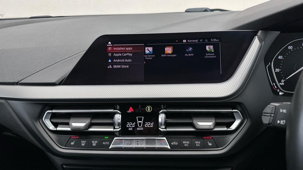 Apple Car Play & Android Auto