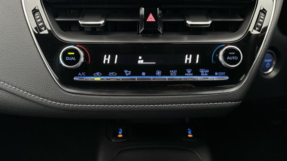 Air Conditioning /Dual Climate Control 