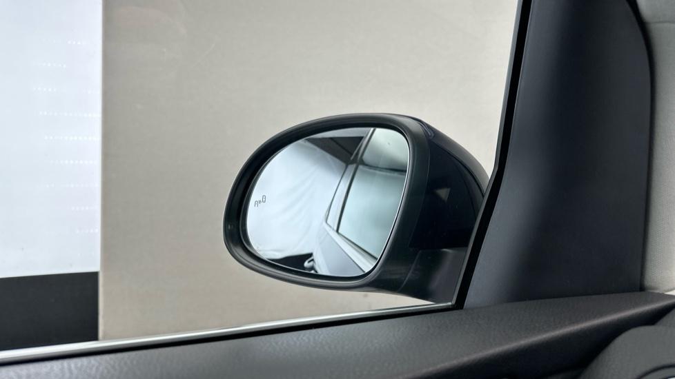 Blind Spot Monitoring System 