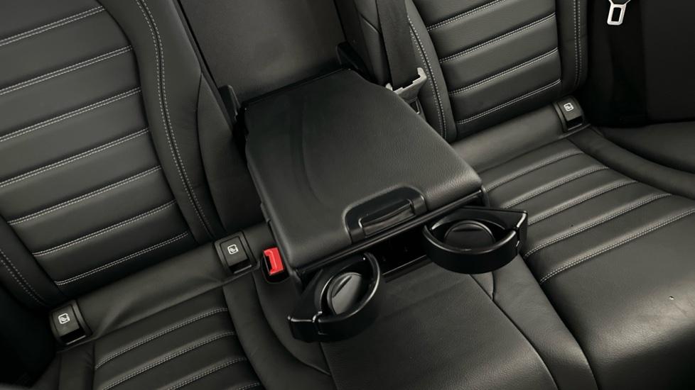 Rear Armrest/ Cup Holder