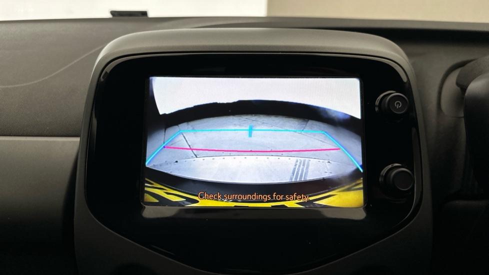 Rear View Camera/Park Pilot 