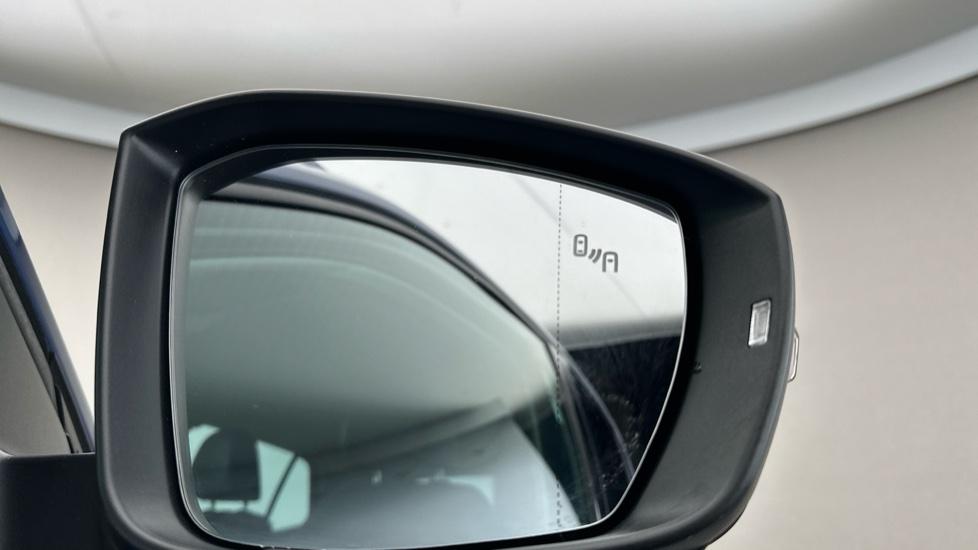 Blind Spot Monitoring System 