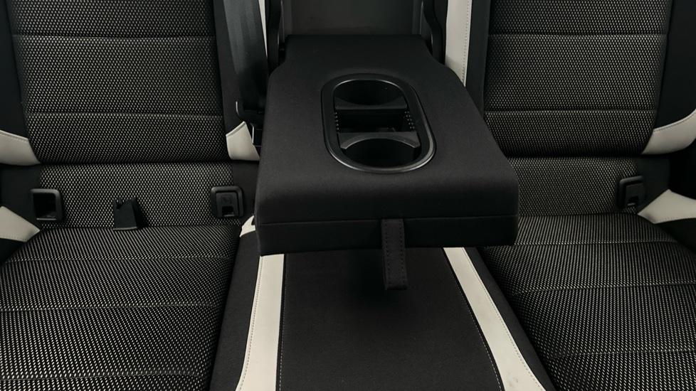 Rear Armrest/ Cup Holder