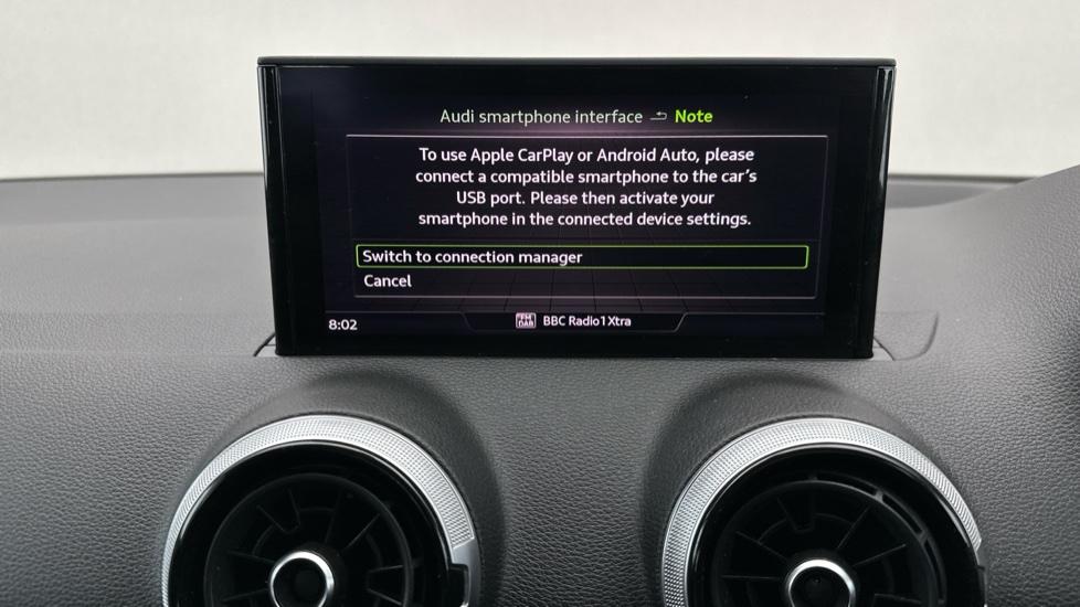 Apple Car Play & Android Auto