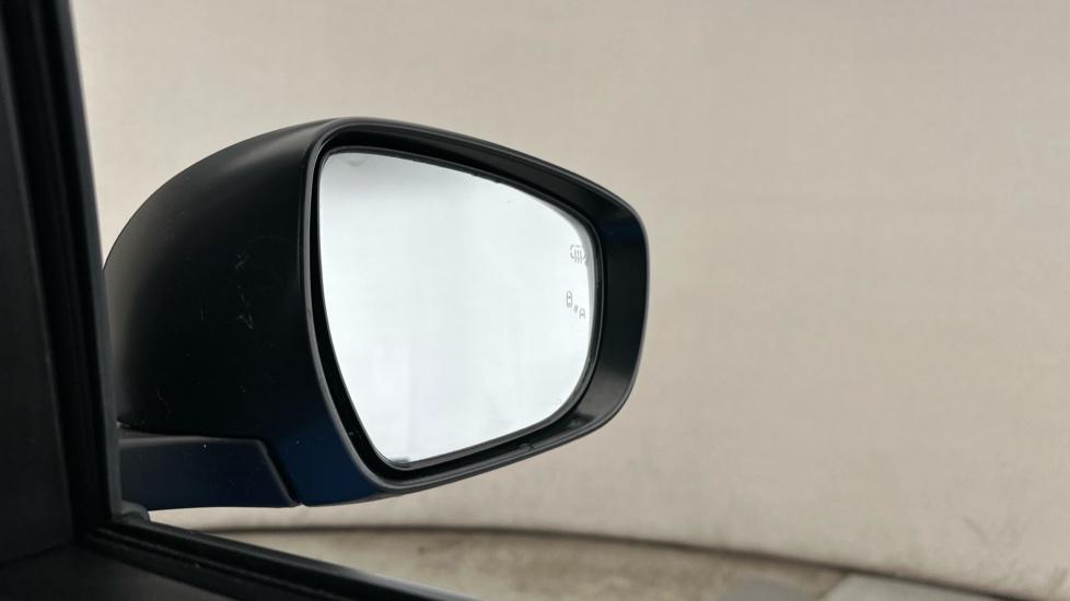 Blind Spot Monitoring System 