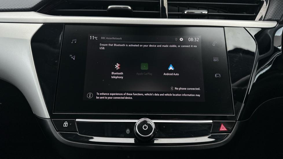 Apple CarPlay/Android Auto 