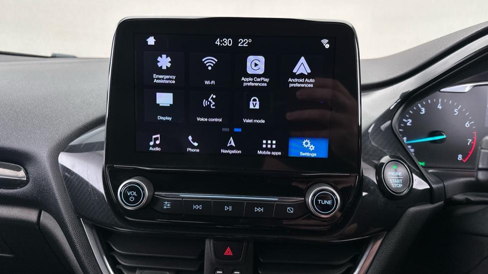 Apple Car Play & Android Auto