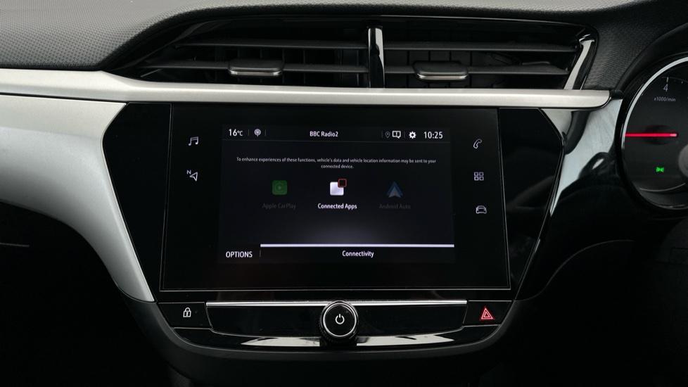 Apple Car Play & Android Auto