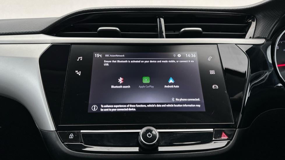 Apple Car Play & Android Auto